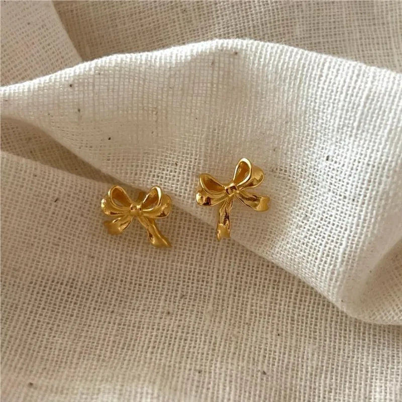 🎀✨ 925 Sterling Silver Bow Stud Earrings