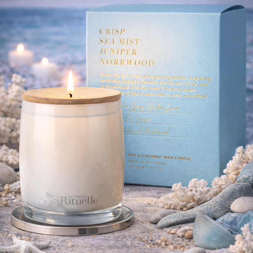 🌊 Crisp Sea Mist, Juniper, Amberwood Scented Soy Candle 400g by Urban Rituelle 🌊🌿🪵 - woody, aromatic