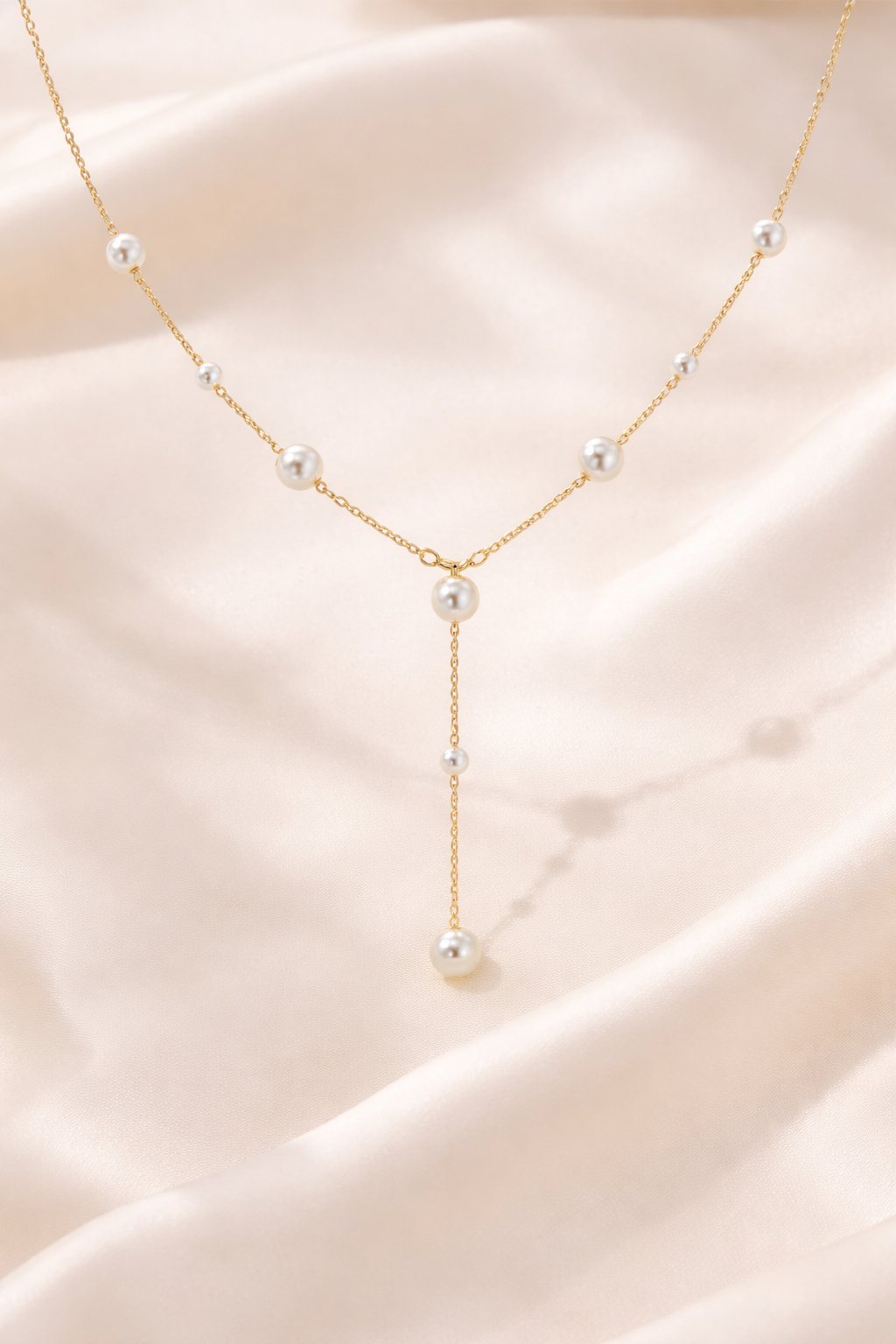 ✨ Elegant Pearl Drop Necklace – 18K Gold Plated 🤍
