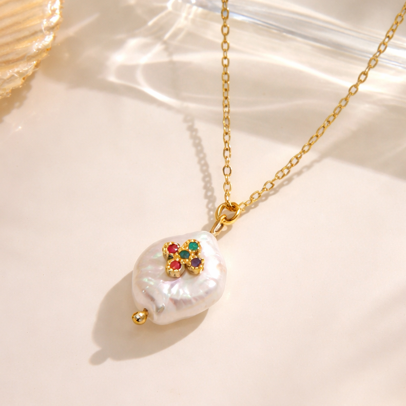 Baroque Pearl Flower Necklace ✨🤍