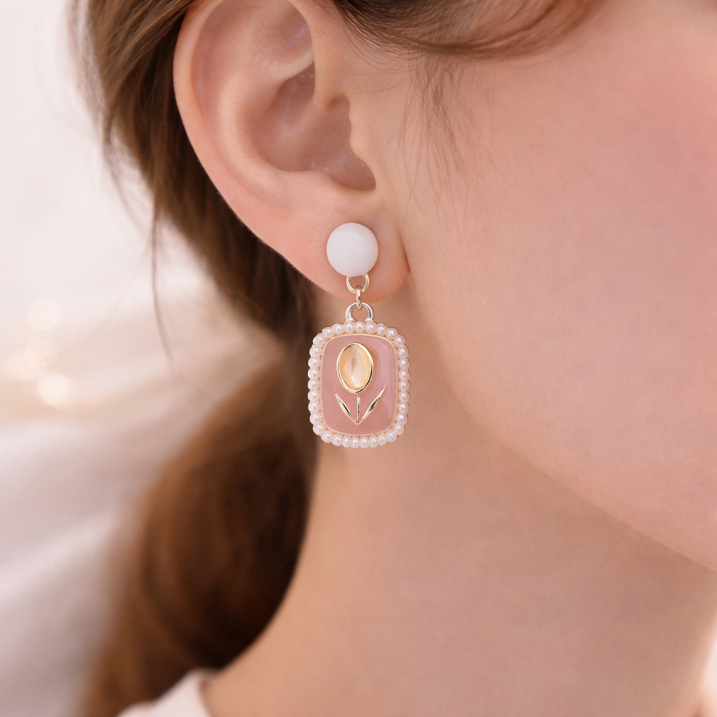 Vintage Blush Pearl Drop Earrings 🤍🌸 B2F1