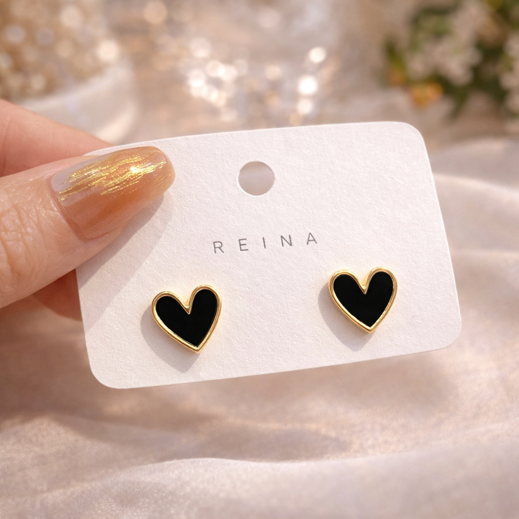 🖤 Minimal Black Heart Stud Earrings ✨B2F1