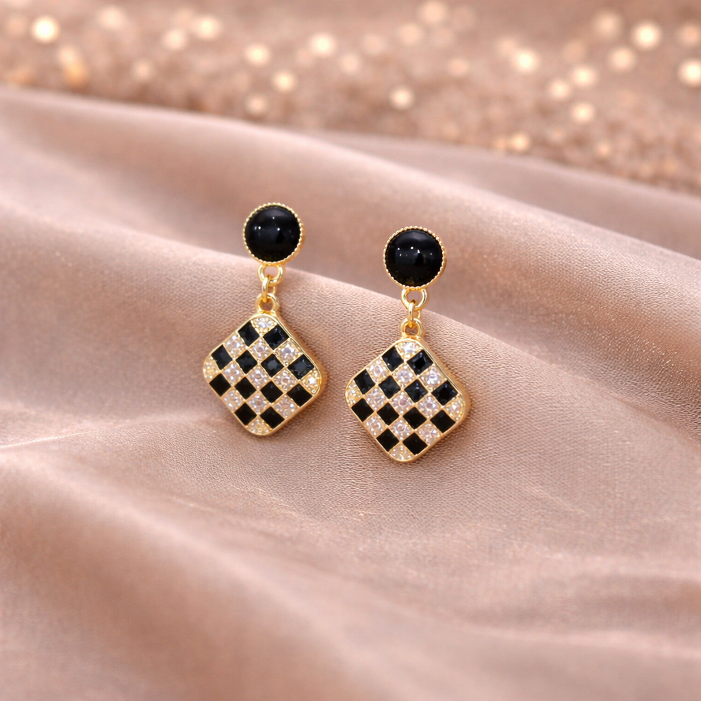 🖤 Petite Black Checkerboard Drop Earrings ✨B2F1