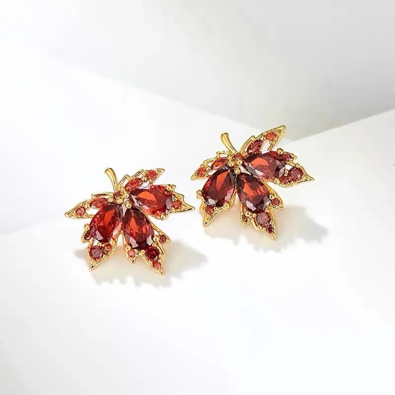 🍁 Petite Maple Leaf Crystal Stud Earrings ✨B2F1