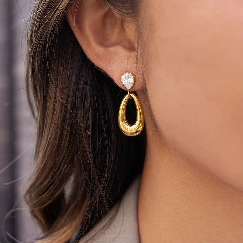 💧 18K Gold Plated Teardrop Earrings