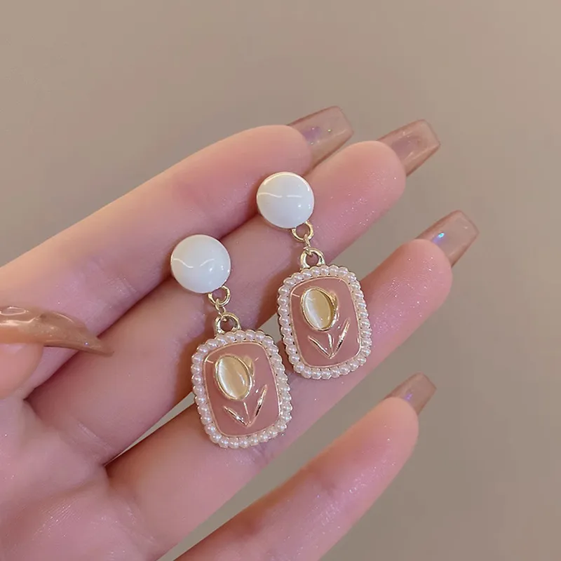 Vintage Blush Pearl Drop Earrings 🤍🌸 B2F1