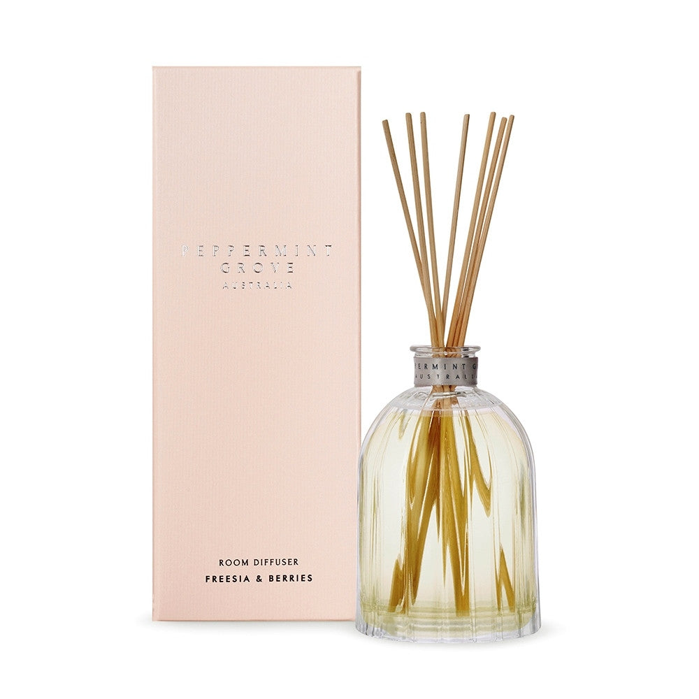 Freesia & Berries Fragrance Diffuser 350ml Peppermint Grove 🌸🍓- Bright, floral, deliciously sweet