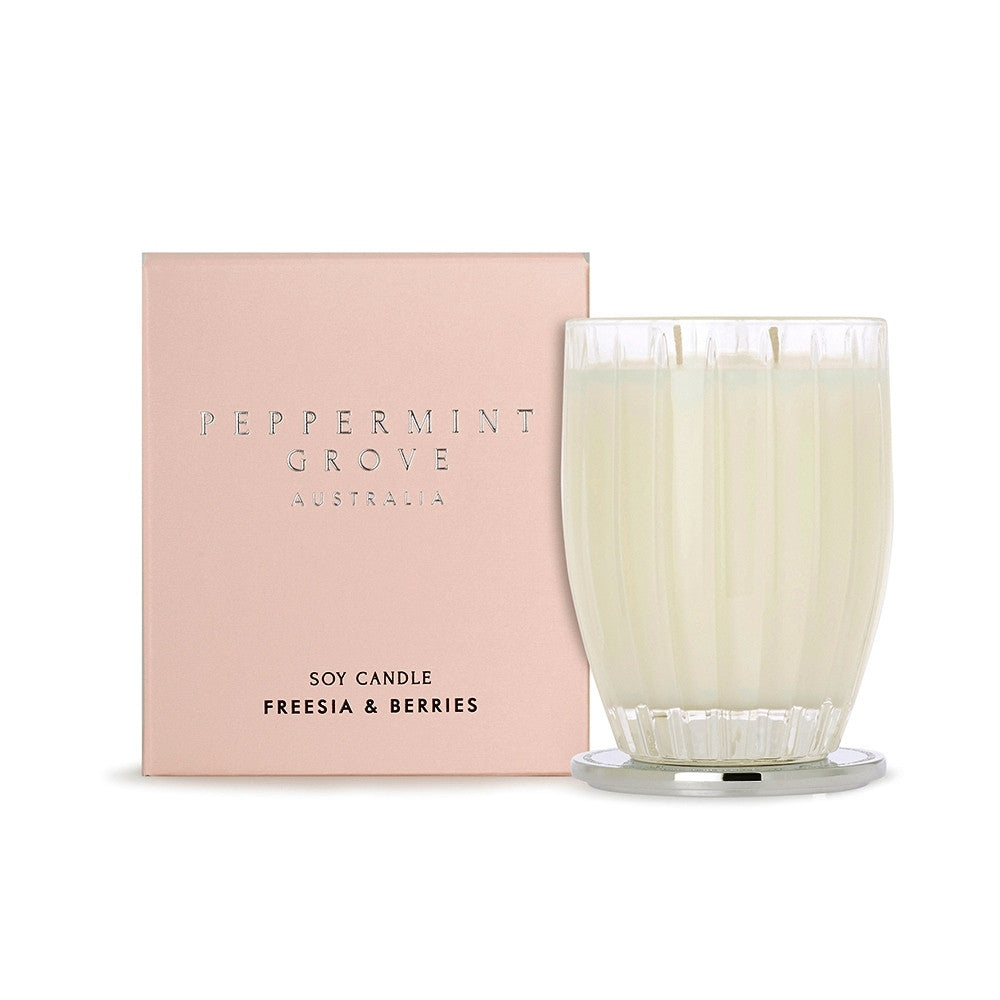 Freesia & Berries Soy Candle 370g Peppermint Grove 🌸🍓- Fruity, floral