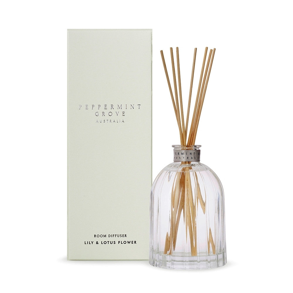 Lily & Lotus Flower Fragrance Diffuser 350ml Peppermint Grove 🌸🌿- Delicate, feminine, serene