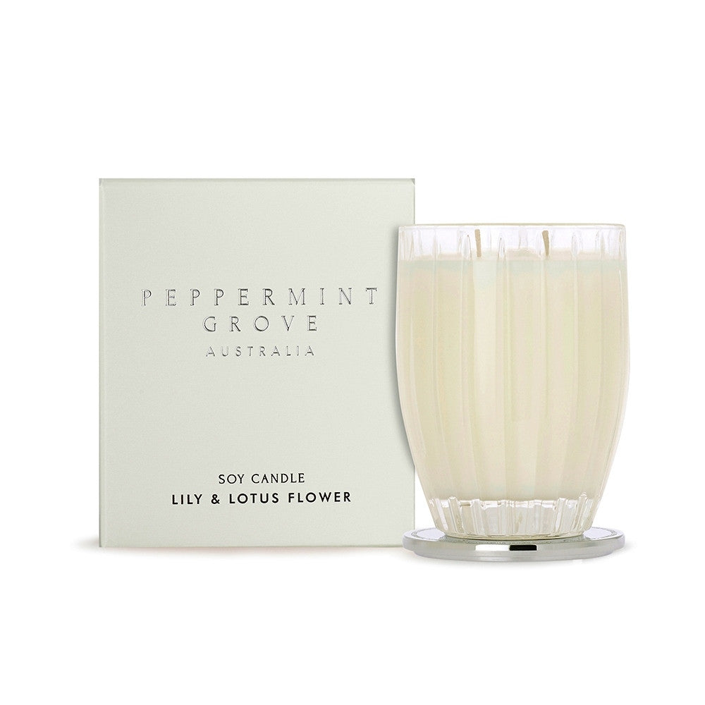 Lily & Lotus Flower Soy Candle 370g – Peppermint Grove 🌸🕯️ Soft, Serene, Elegantly Floral